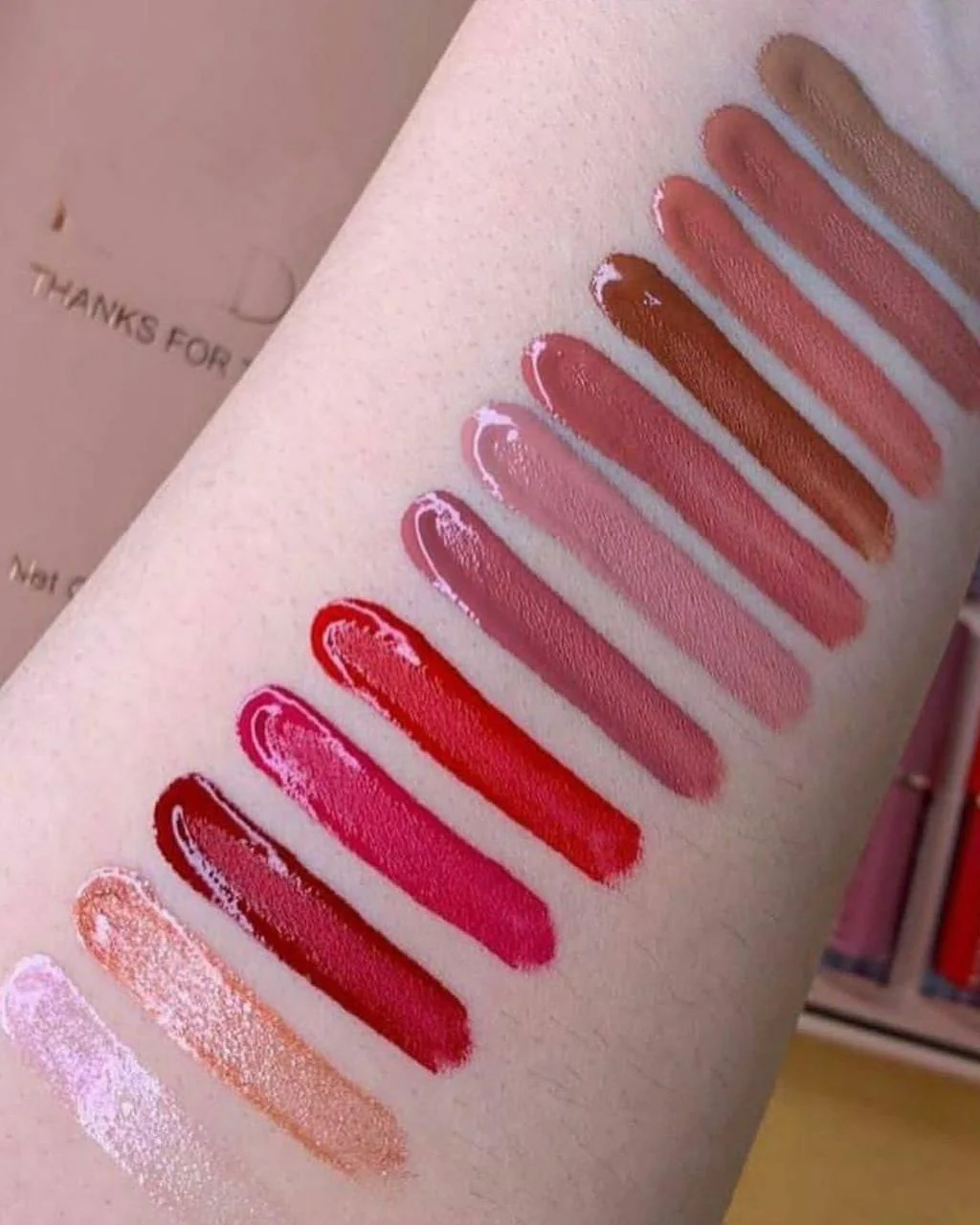 12 pcs Mocallure Lip Gloss - Image 3