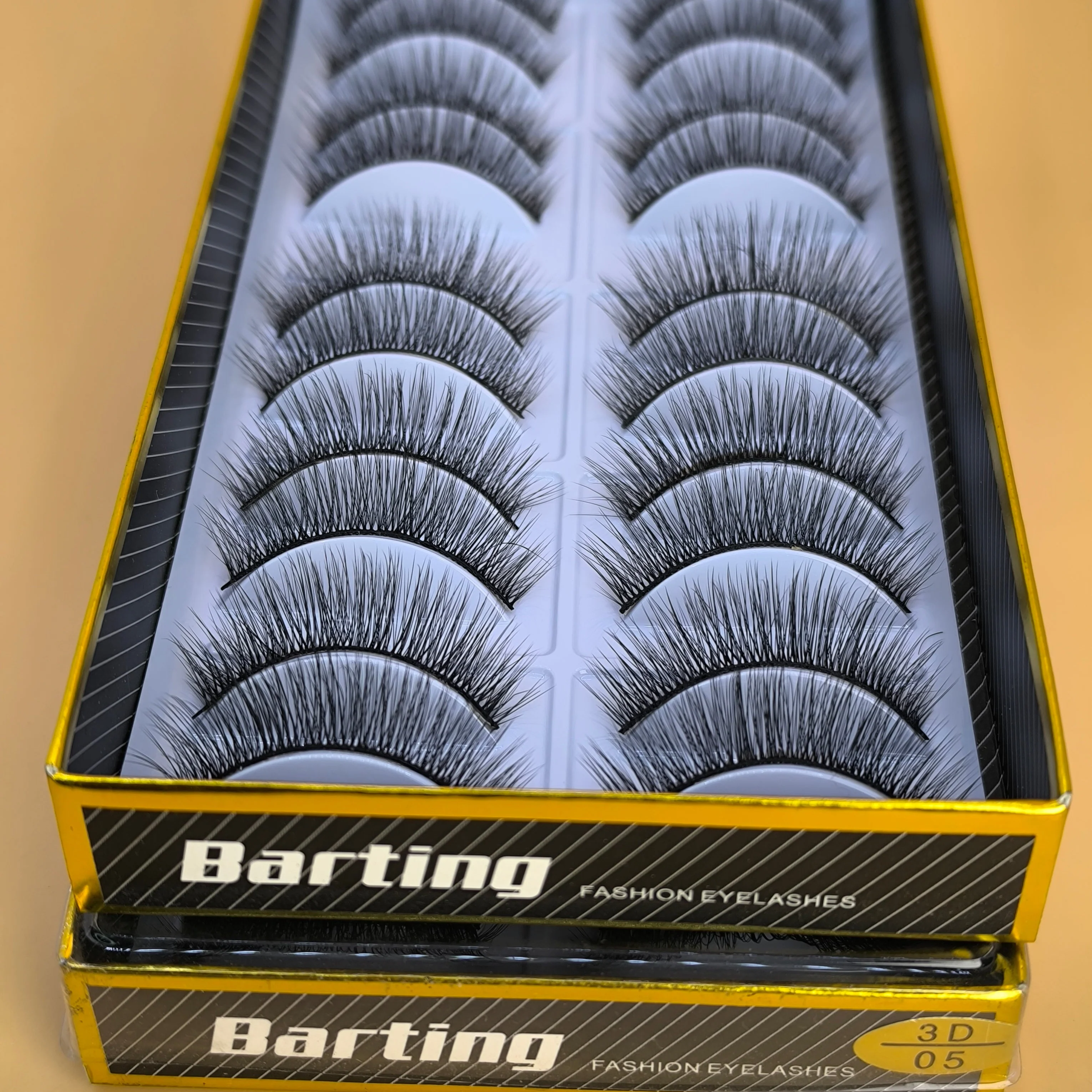3D Hand Made Lashes 10 Pair - Image 4