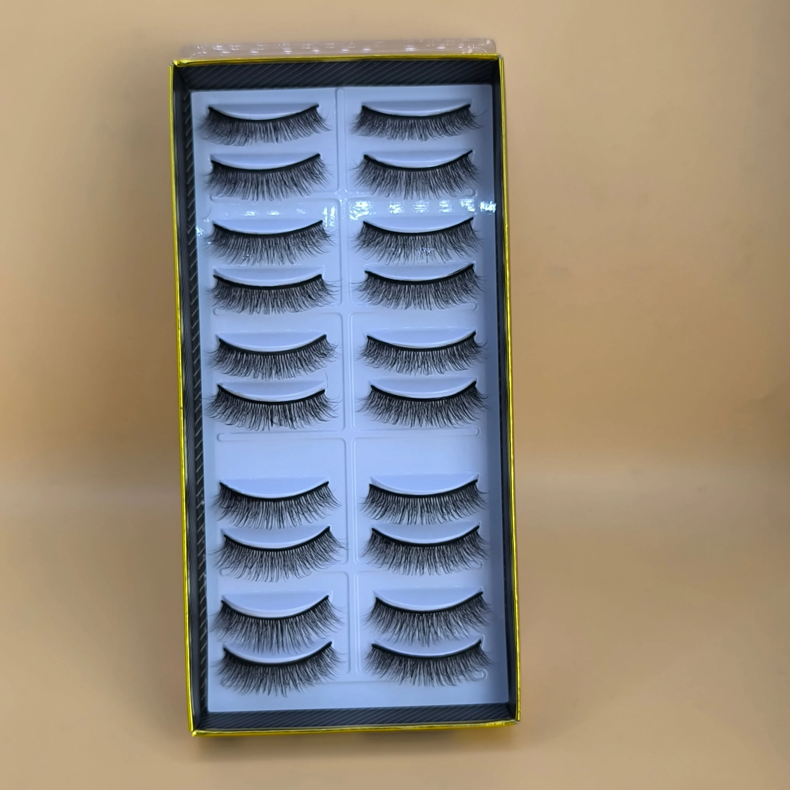 3D Hand Made Lashes 10 Pair - Image 7