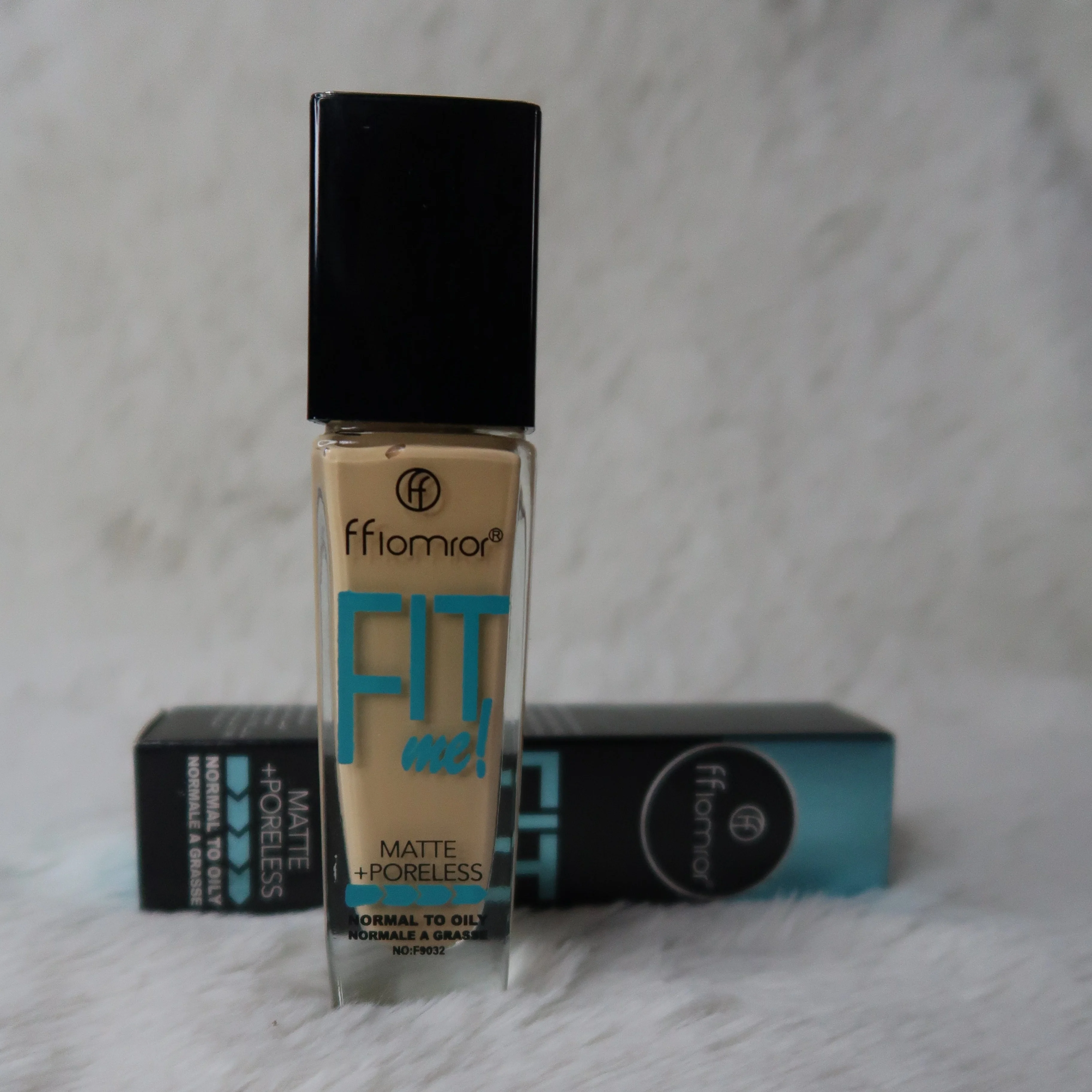 Fit Me Matte & Poreless Liquid Foundation - Image 3