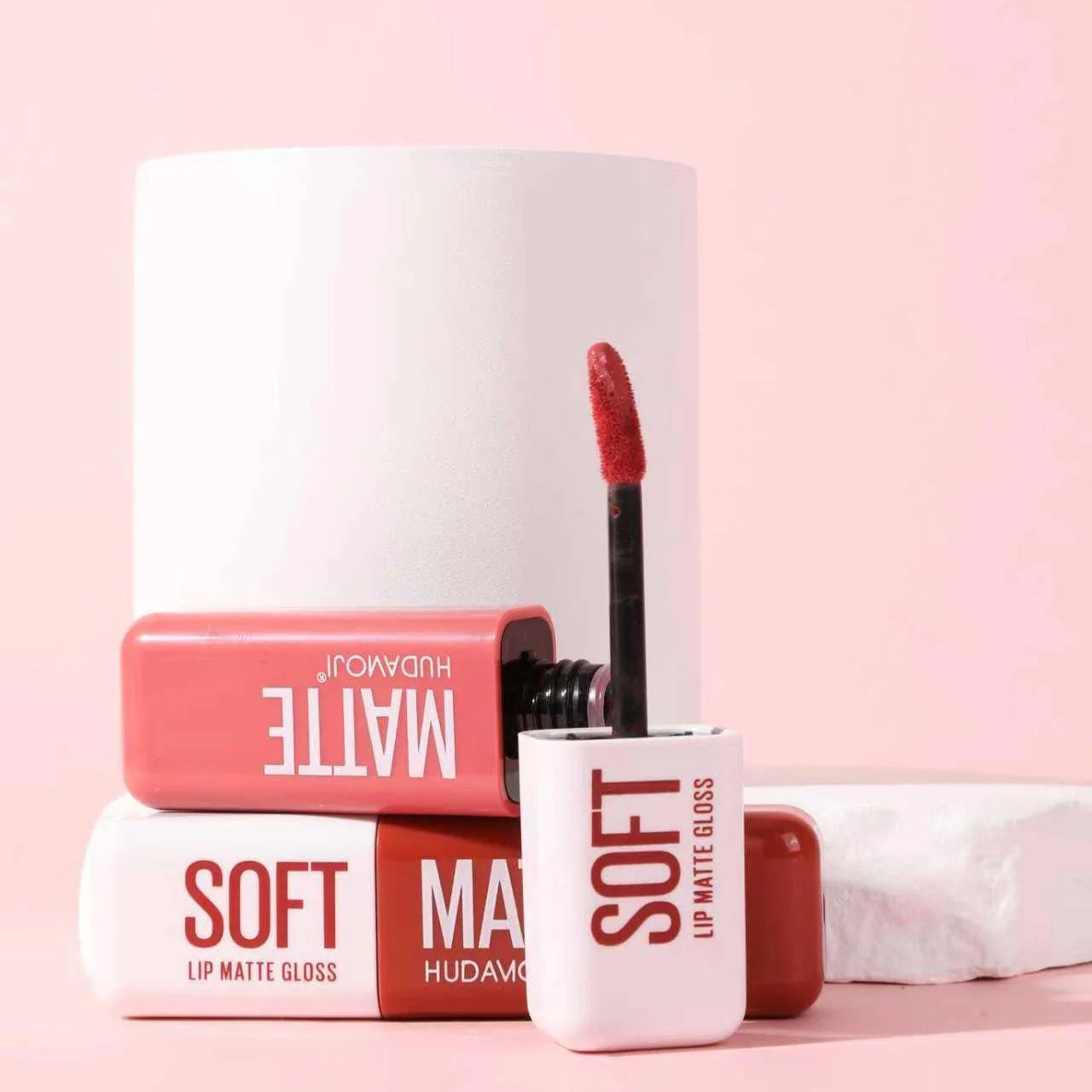 HUDAMOJI Six-Color Matte Lip Gloss - Image 4