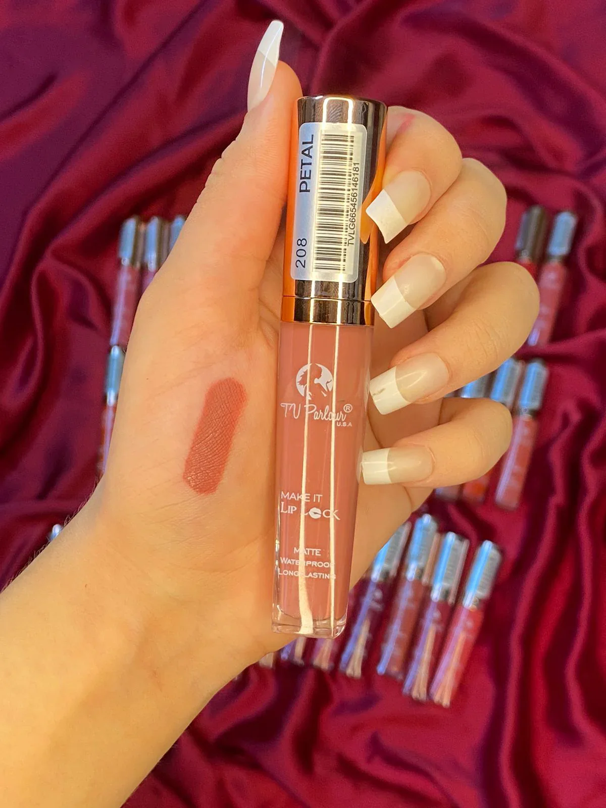 Lip Lock Lip Glose (1 piece) - Image 9