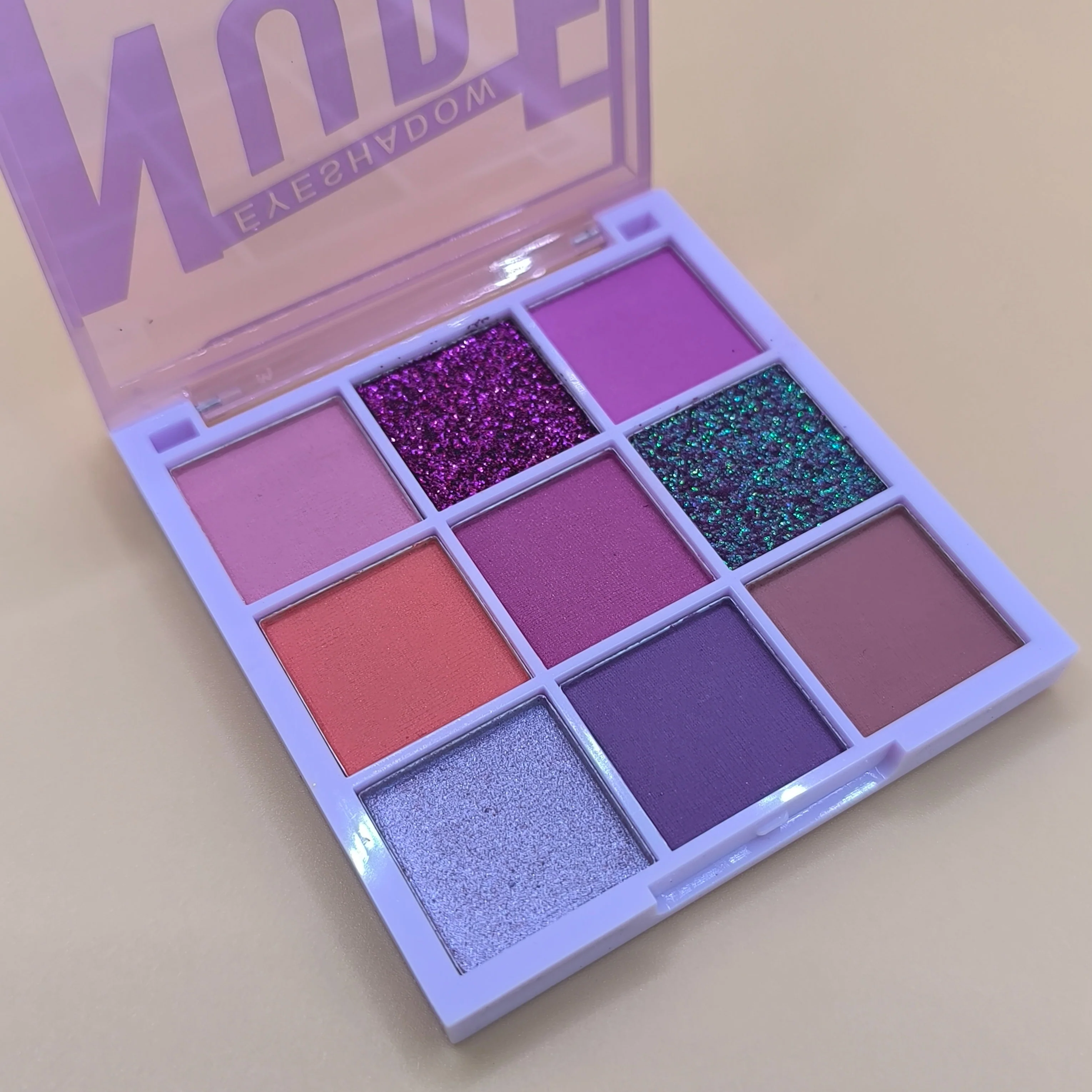 Makeup Nude Eyeshadow Palette - Image 3