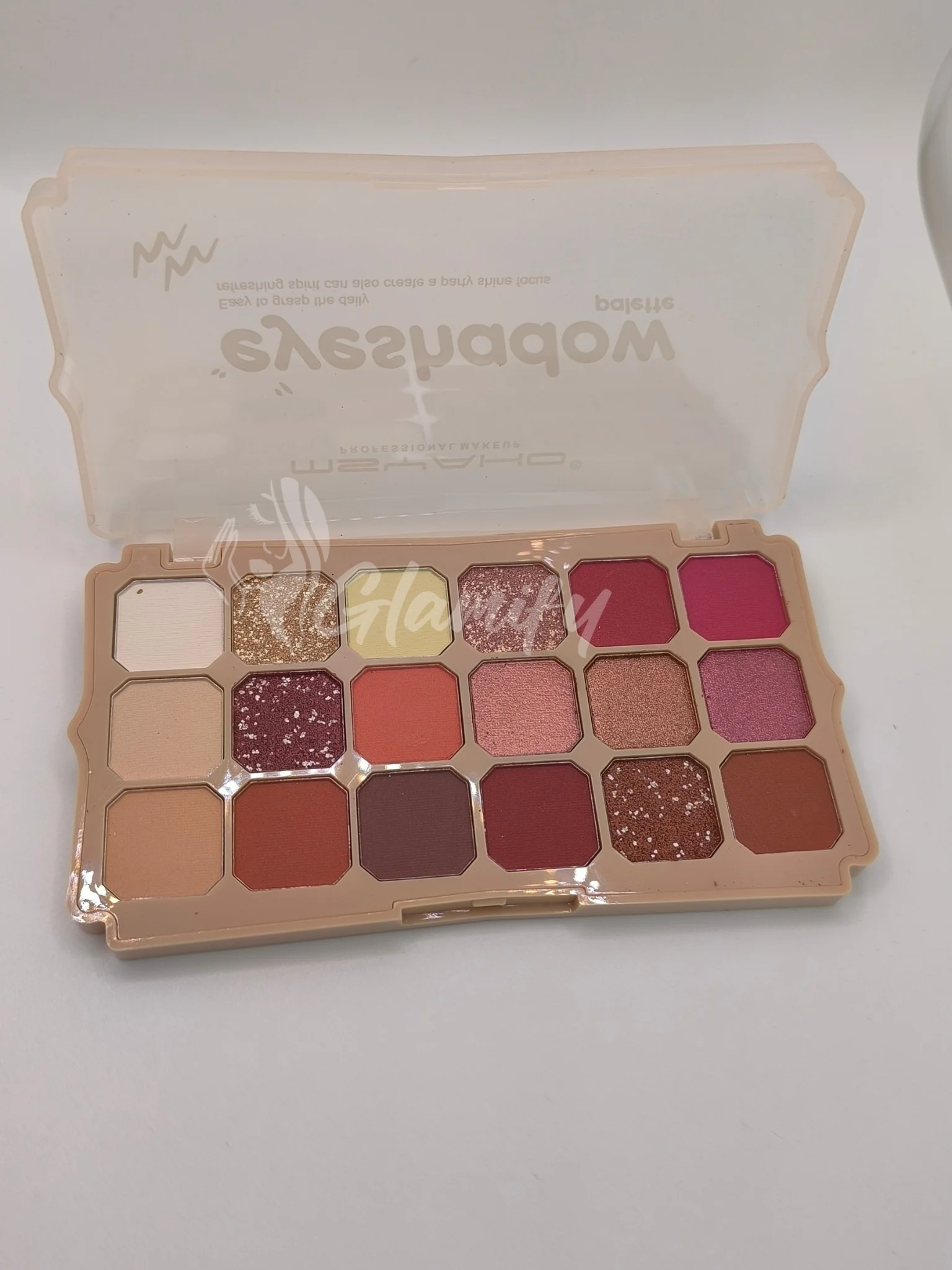 Msyaho 18 Colours eyeshade palette - Image 4