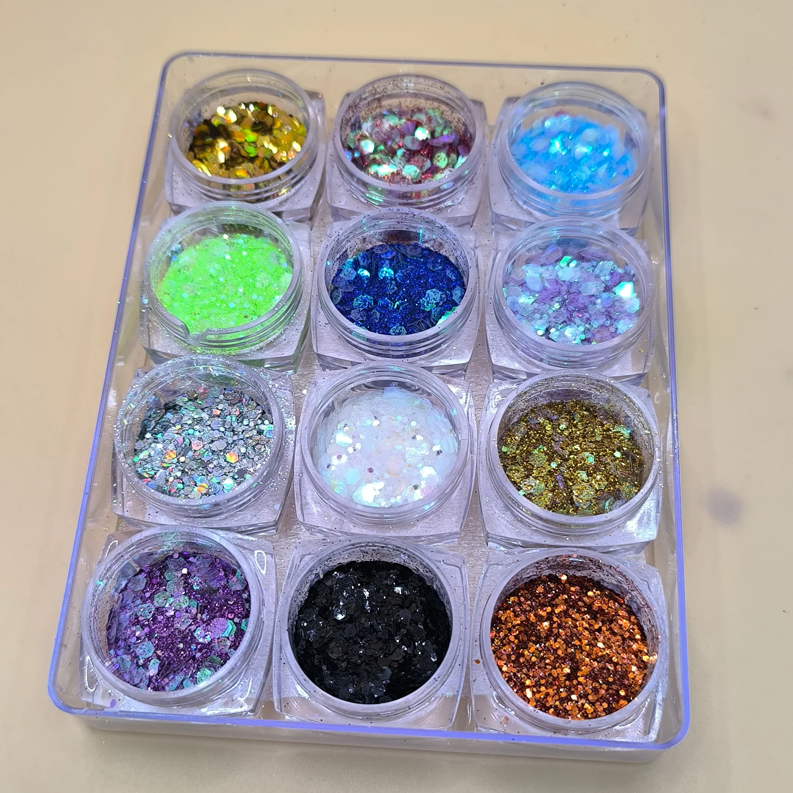 Pack of 12 Chunky Glitters - Image 3